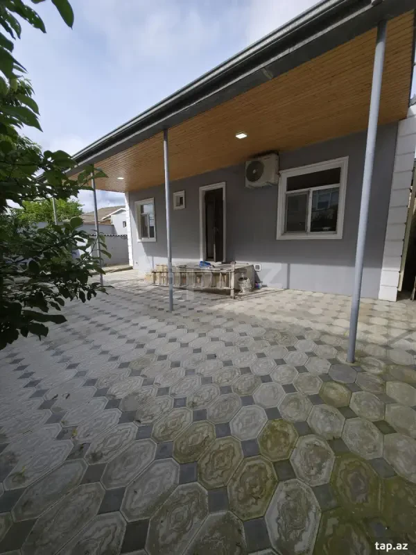 Satılır 3 otaqlı həyət evi 100 m²