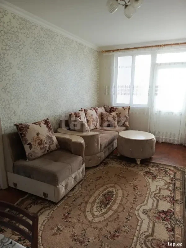 Kirayə verilir 3 otaqlı mənzil 50 m²