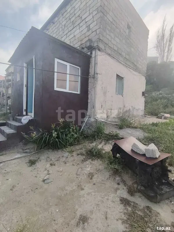 Kirayə verilir 2 otaqlı həyət evi 60 m²