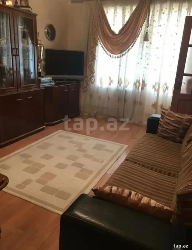 Kirayə verilir 2 otaqlı mənzil 40 m²