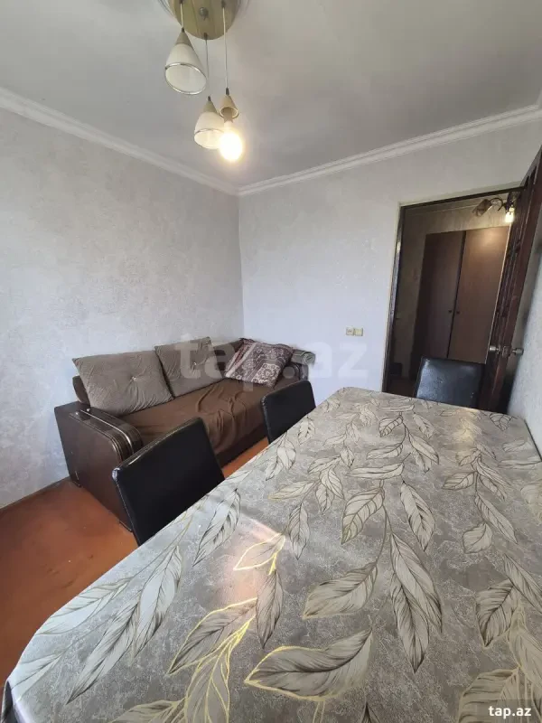 Kirayə verilir 2 otaqlı mənzil 70 m²