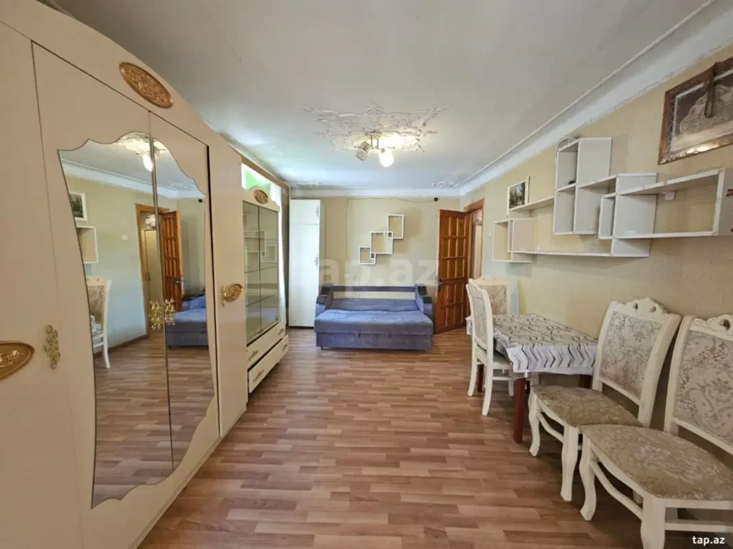 Satılır 1 otaqlı mənzil 40 m²