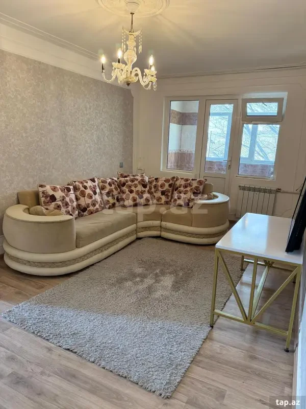 Satılır 2 otaqlı mənzil 55 m²