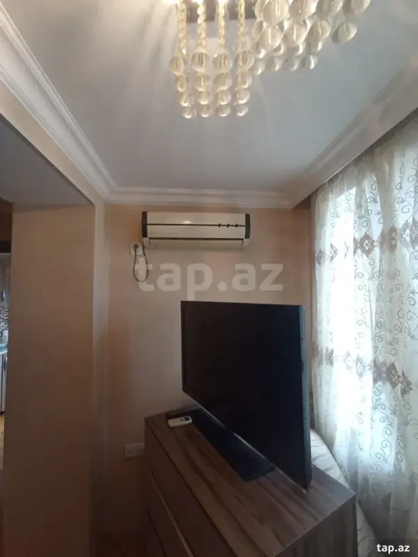 Kirayə verilir 2 otaqlı mənzil 50 m²