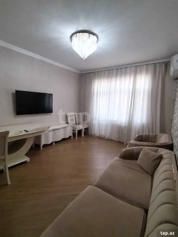 Kirayə verilir 2 otaqlı yeni tikili 90 m²