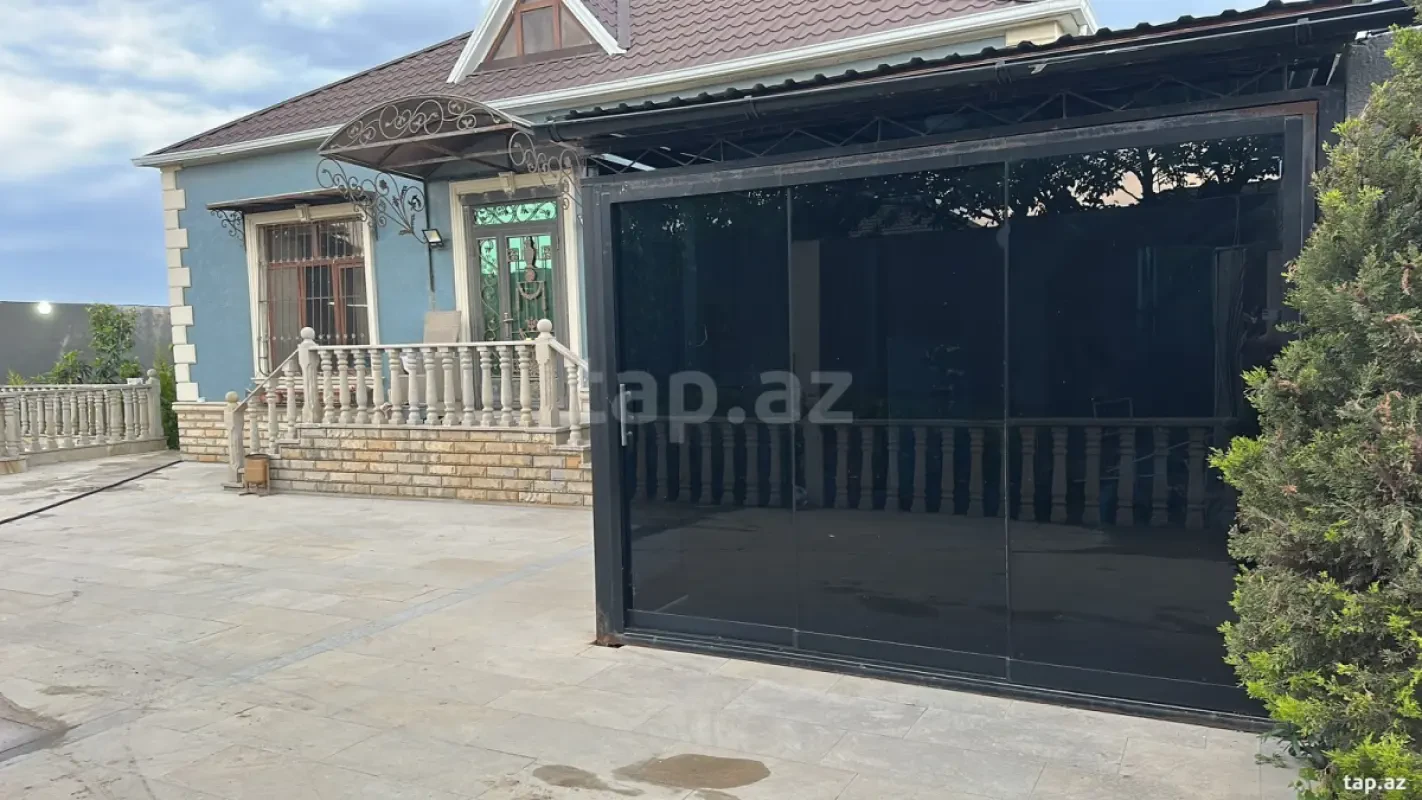 Kirayə verilir 2 otaqlı həyət evi 100 m²