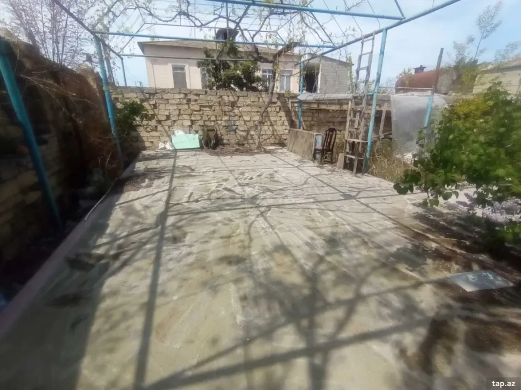 Satılır 5 otaqlı həyət evi 150 m²