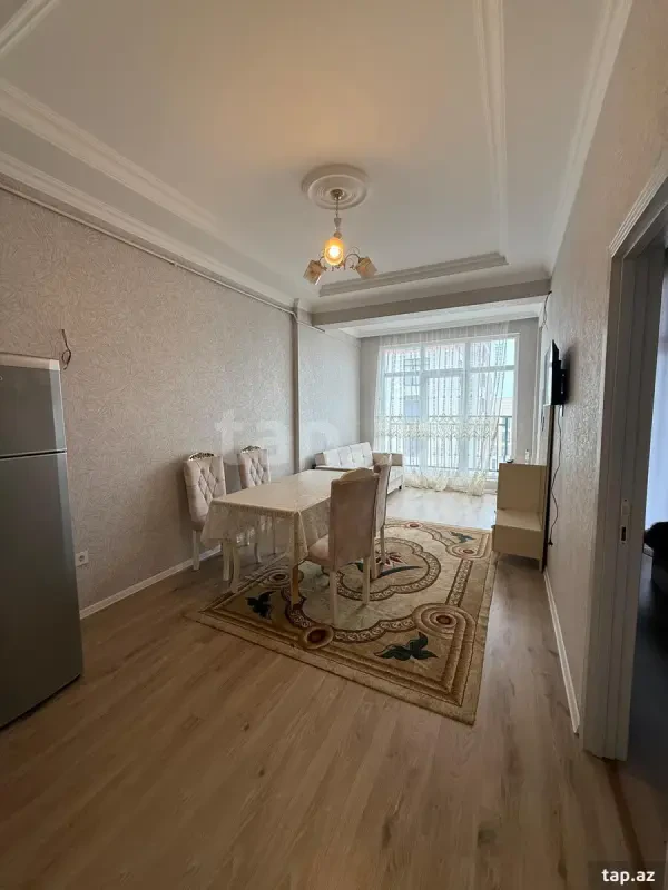 Kirayə verilir 2 otaqlı yeni tikili 52 m²