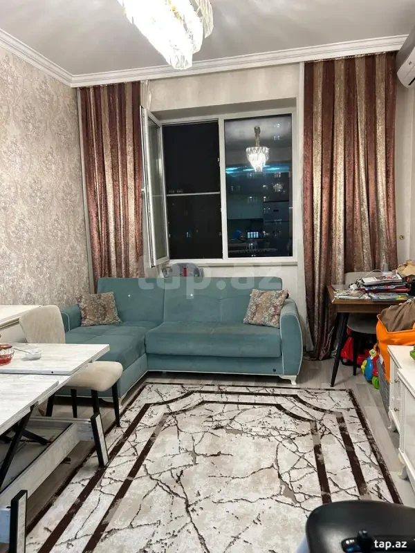 Kirayə verilir 2 otaqlı yeni tikili 50 m²