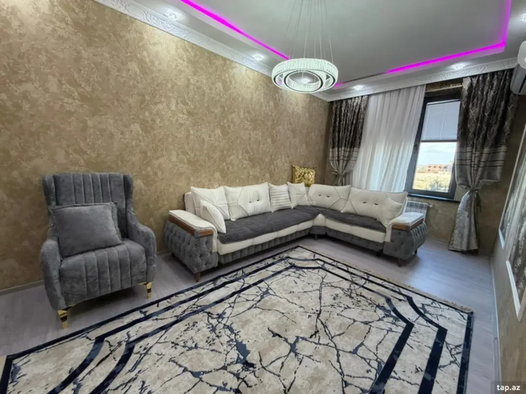 Kirayə verilir 2 otaqlı yeni tikili 90 m²