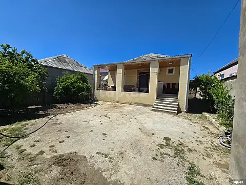 Satılır 4 otaqlı həyət evi 300 m² — Bakı, Binə 4 otaq 300.00 m²