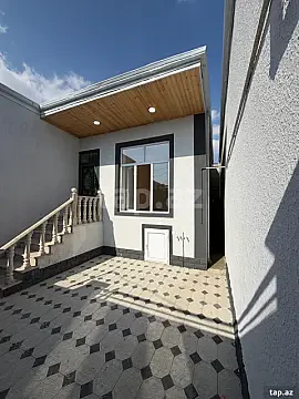 Satılır 2 otaqlı həyət evi 50 m² — Bakı 2 otaq 50.00 m²