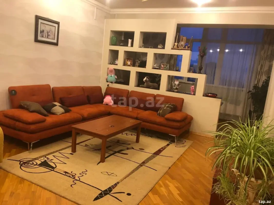 Satılır 2 otaqlı yeni tikili 101 m²