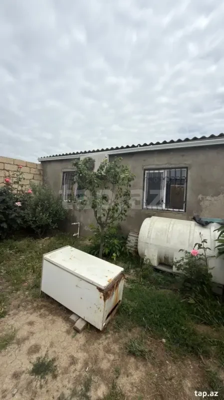 Satılır 2 otaqlı həyət evi 50 m²