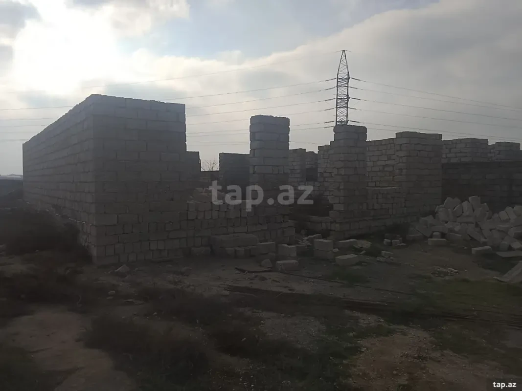 Satılır 4 otaqlı həyət evi 120 m²