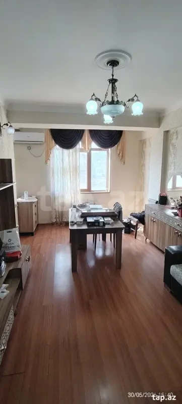 Satılır 3 otaqlı yeni tikili 100 m²