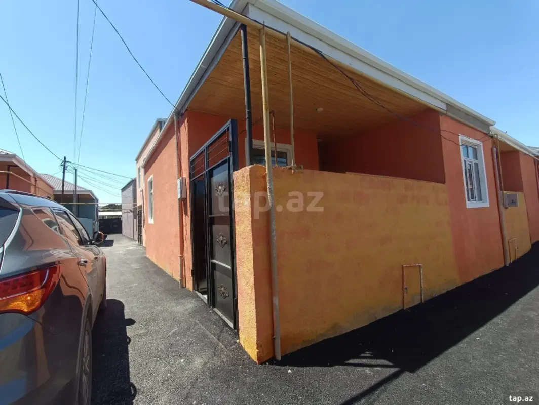 Satılır 3 otaqlı həyət evi 80 m²