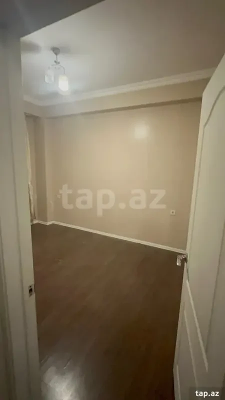 Kirayə verilir 3 otaqlı yeni tikili 75 m²