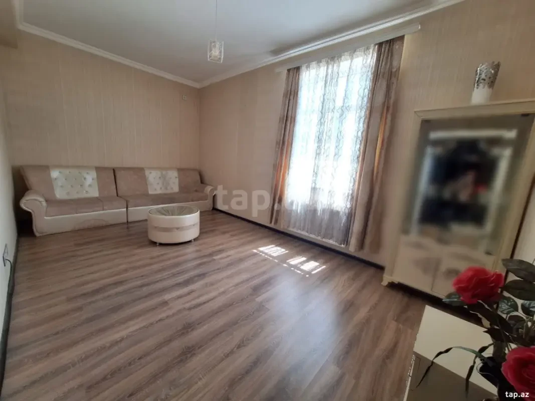 Kirayə verilir 2 otaqlı yeni tikili 60 m²