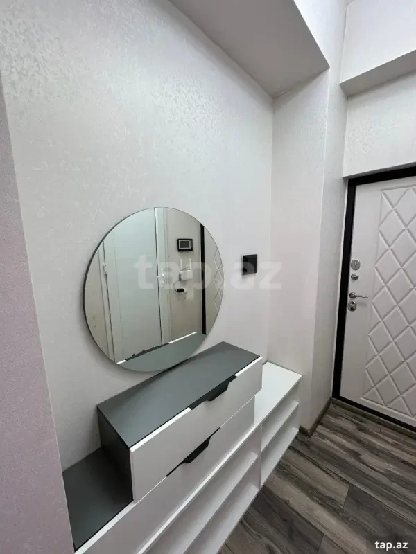 Kirayə verilir 1 otaqlı yeni tikili 32 m²