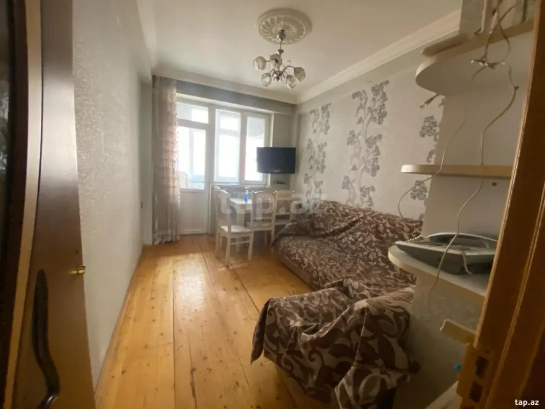 Kirayə verilir 2 otaqlı yeni tikili 50 m²