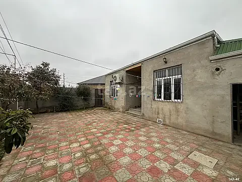 Satılır 3 otaqlı həyət evi 100 m² — Bakı 3 otaq 100.00 m²