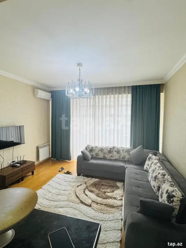 Kirayə verilir 2 otaqlı yeni tikili 60 m²