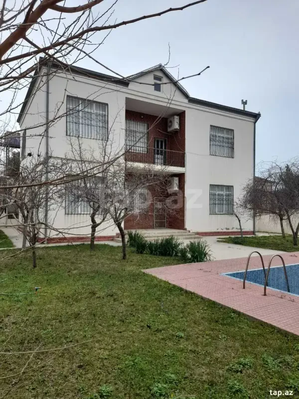 Satılır 5 otaqlı həyət evi 260 m²