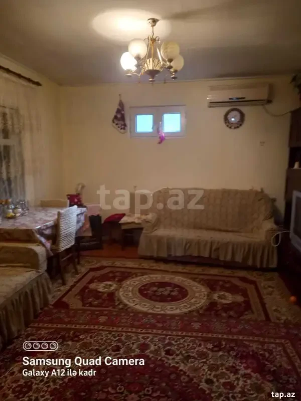 Satılır 4 otaqlı həyət evi 100 m²