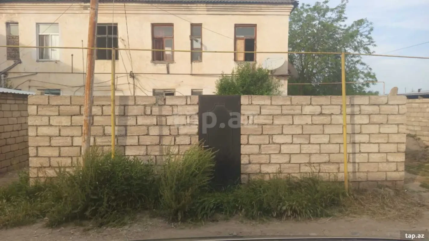 Satılır 4 otaqlı həyət evi 61 m²