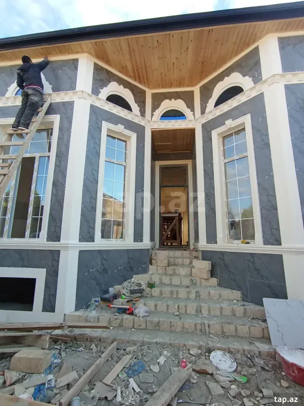Satılır 4 otaqlı həyət evi 130 m²