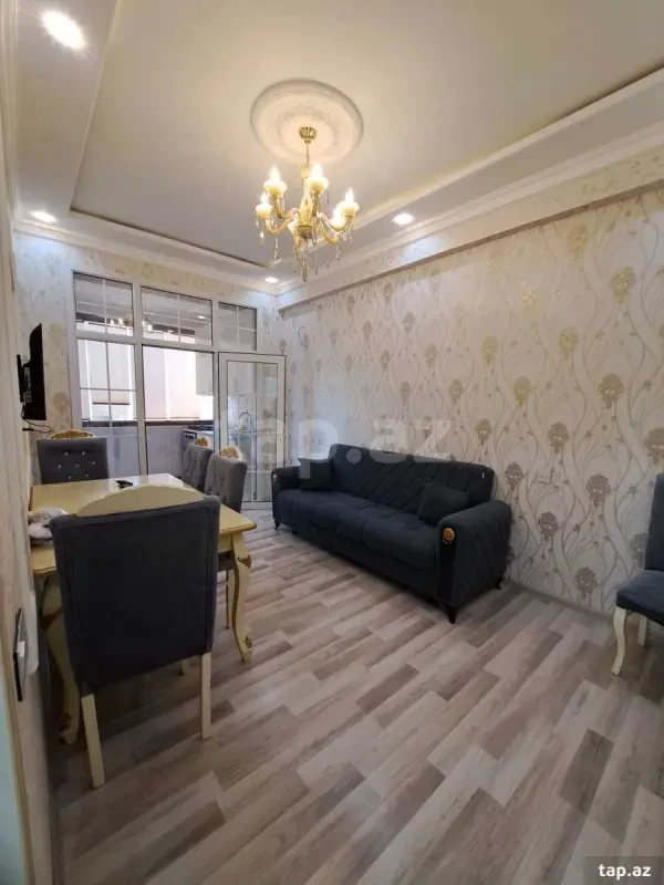 Kirayə verilir 2 otaqlı yeni tikili 70 m²
