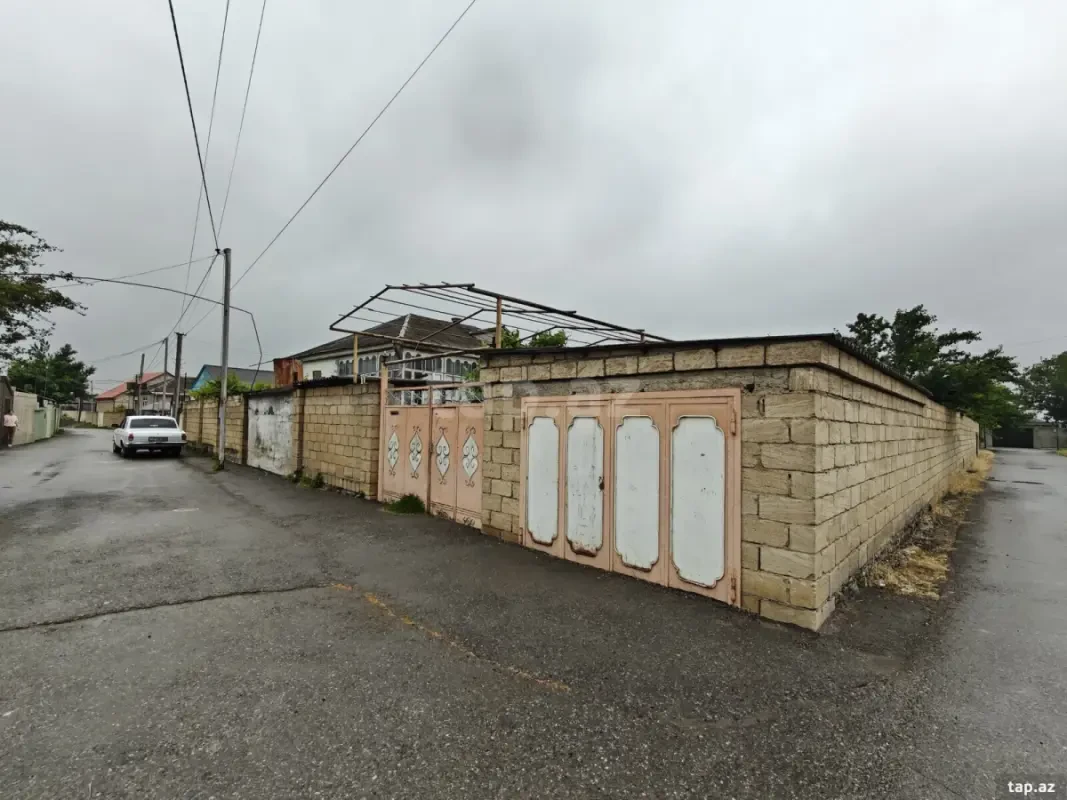 Satılır 3 otaqlı həyət evi 150 m²