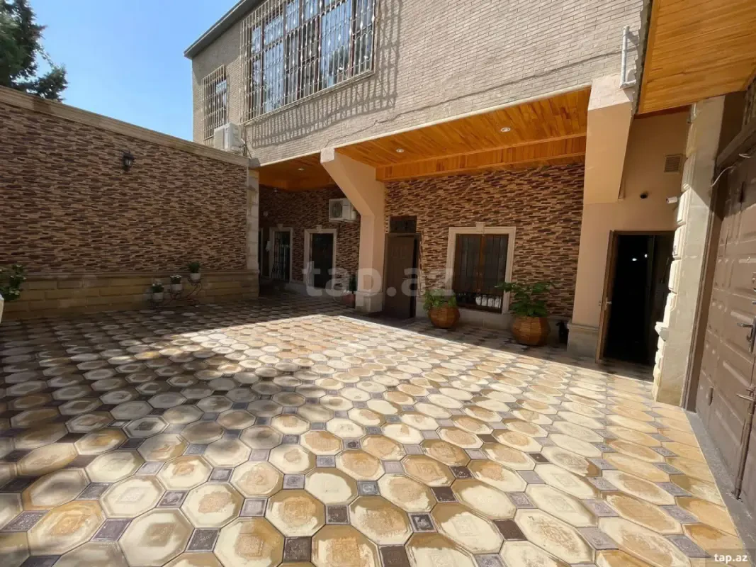 Kirayə verilir 6 otaqlı həyət evi 260 m²