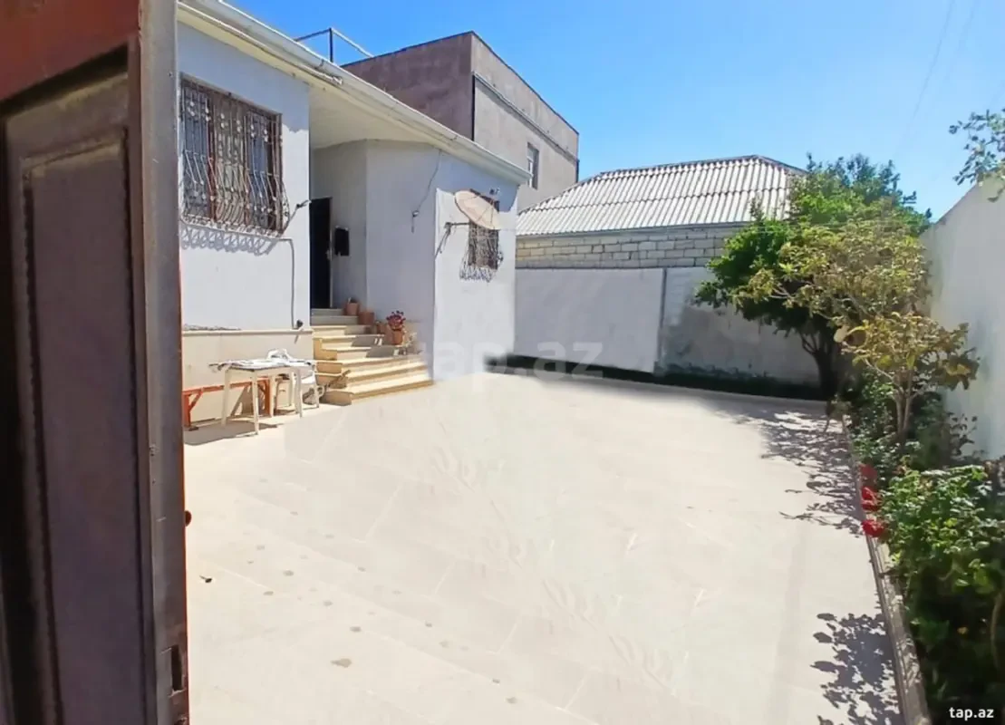 Satılır 4 otaqlı həyət evi 140 m²
