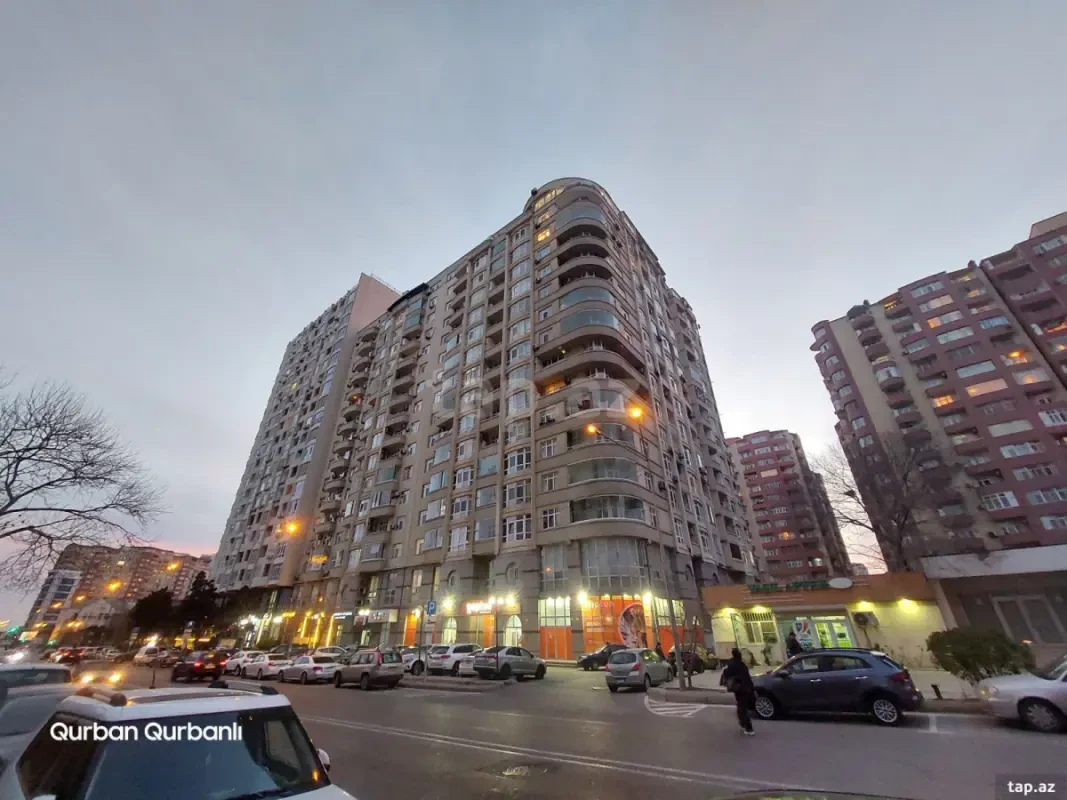 Kirayə verilir 3 otaqlı yeni tikili 95 m²