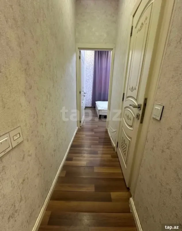Kirayə verilir 3 otaqlı yeni tikili 210 m²