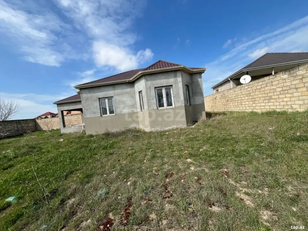 Satılır 2 otaqlı həyət evi 60 m²