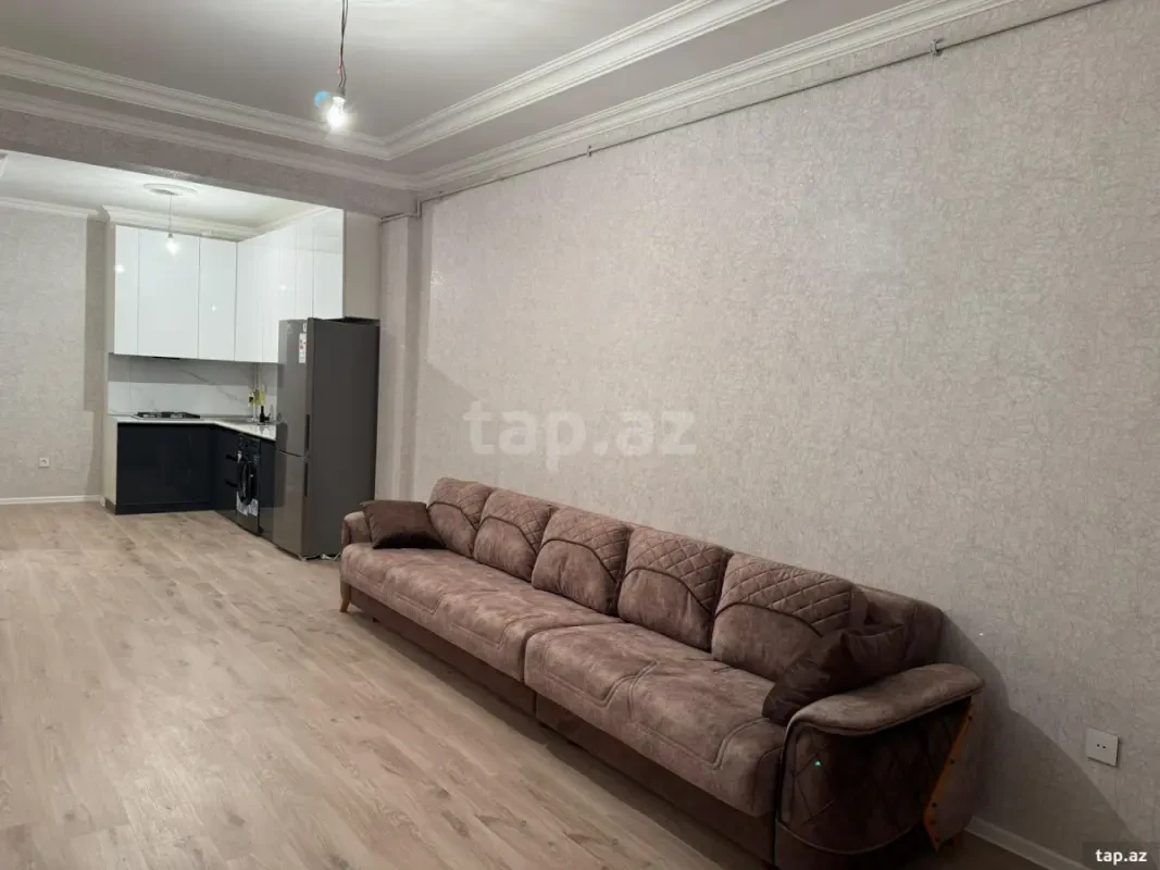 Kirayə verilir 2 otaqlı yeni tikili 67 m²