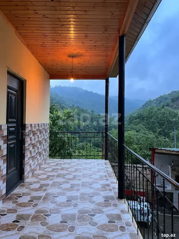 Kirayə verilir 2 otaqlı həyət evi 120 m²