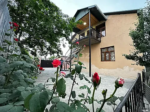 Kirayə verilir 4 otaqlı həyət evi 120 m² — Bakı 4 otaq 120.00 m²