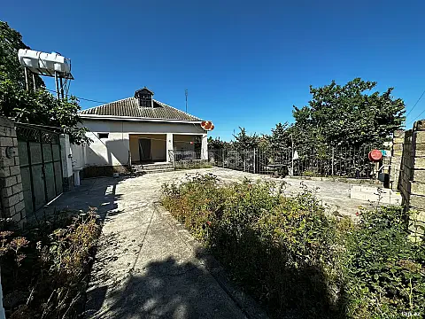 Kirayə verilir 3 otaqlı həyət evi 70 m² — Bakı 3 otaq 70.00 m²