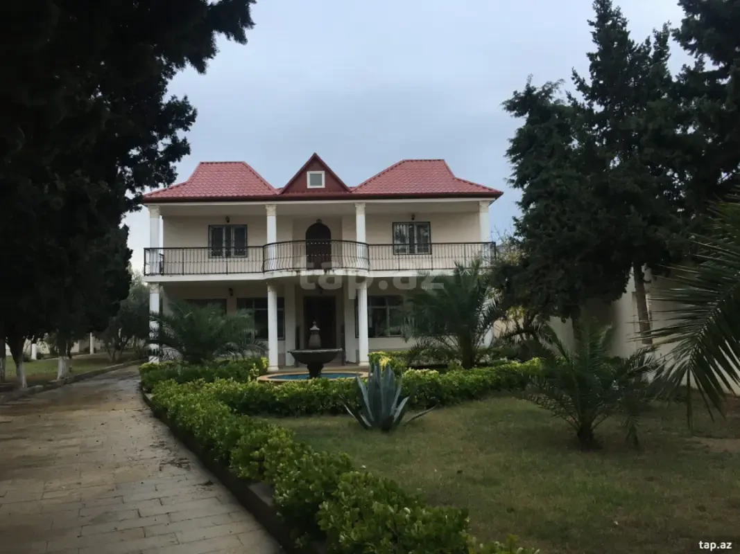 Satılır 7 otaqlı həyət evi 270 m²