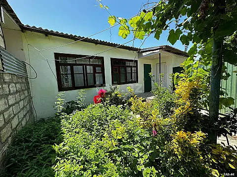 Kirayə verilir 3 otaqlı həyət evi 80 m² — Bakı 3 otaq 80.00 m²