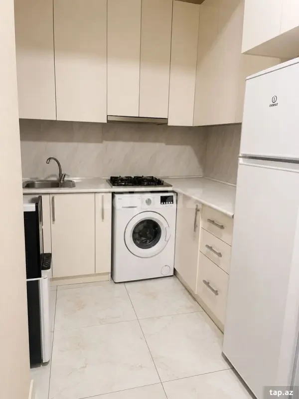 Kirayə verilir 2 otaqlı yeni tikili 60 m²