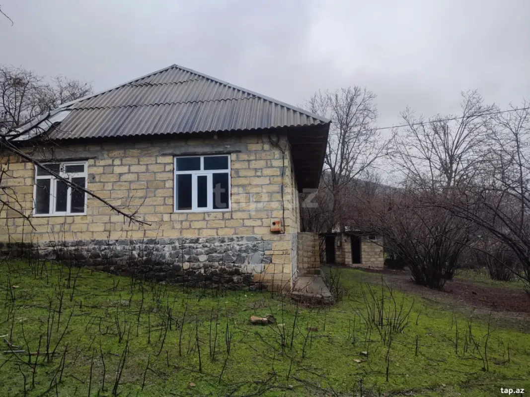 Satılır 3 otaqlı həyət evi 70 m²