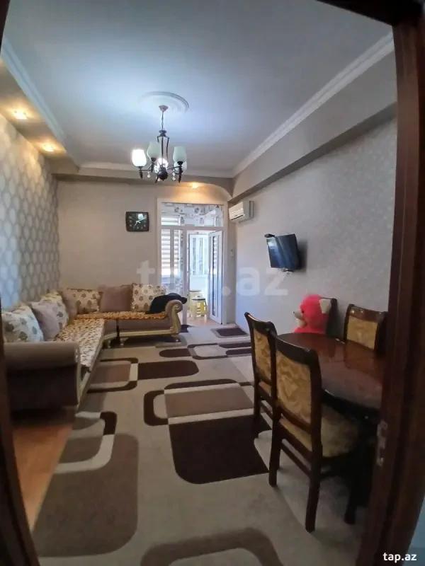 Kirayə verilir 2 otaqlı yeni tikili 65 m²