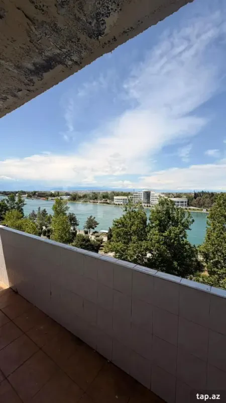 Kirayə verilir 3 otaqlı mənzil 100 m²