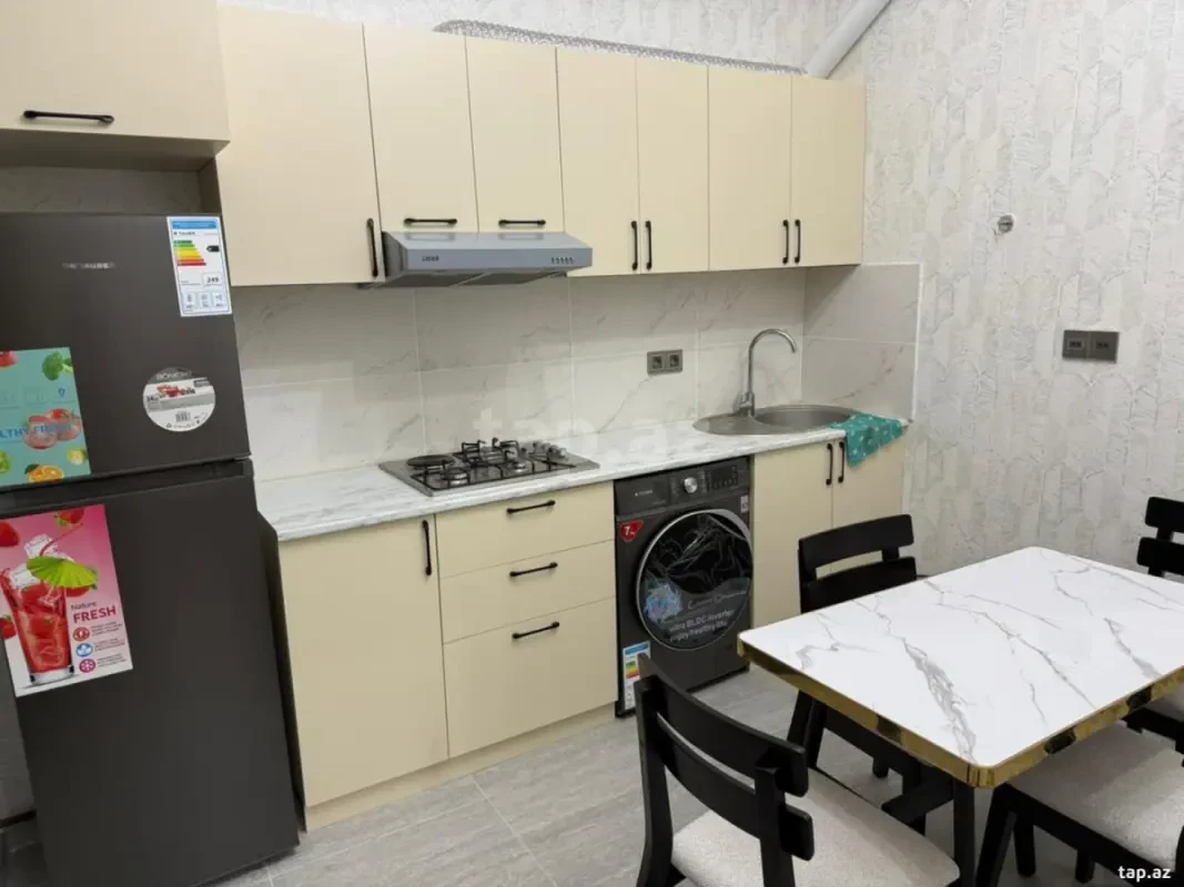 Kirayə verilir 2 otaqlı yeni tikili 45 m²
