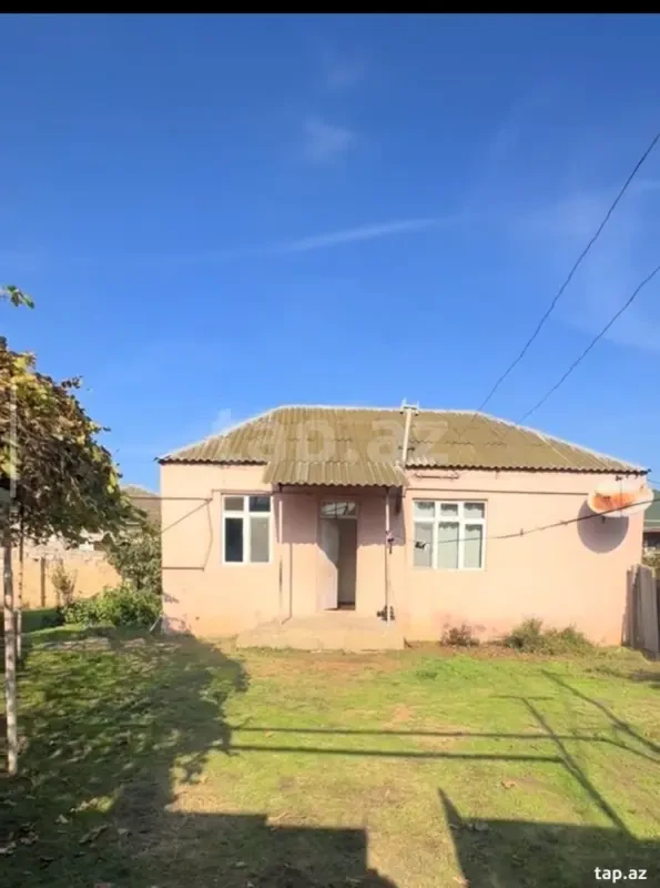 Satılır 3 otaqlı həyət evi 80 m²